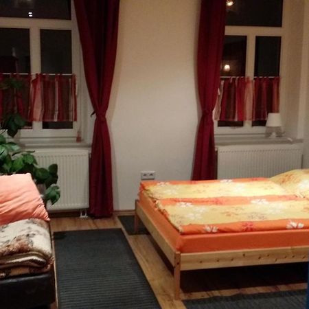 Ferienwohnung Rosie Хемніц Екстер'єр фото