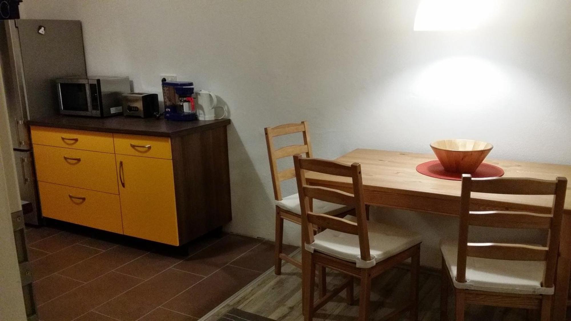 Ferienwohnung Rosie Хемніц Екстер'єр фото